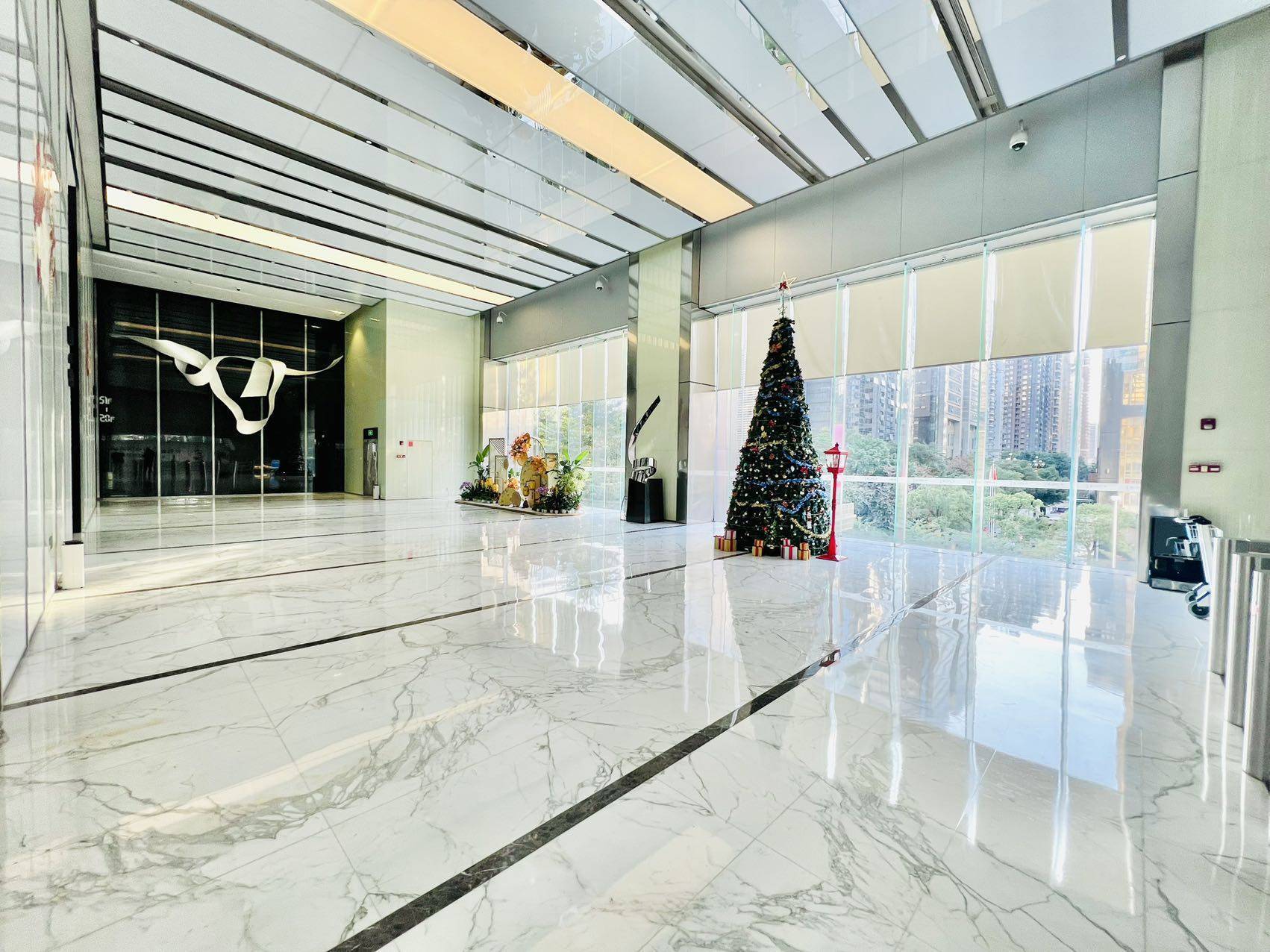 广州富力胜北京人和，争冠形势再上一层楼