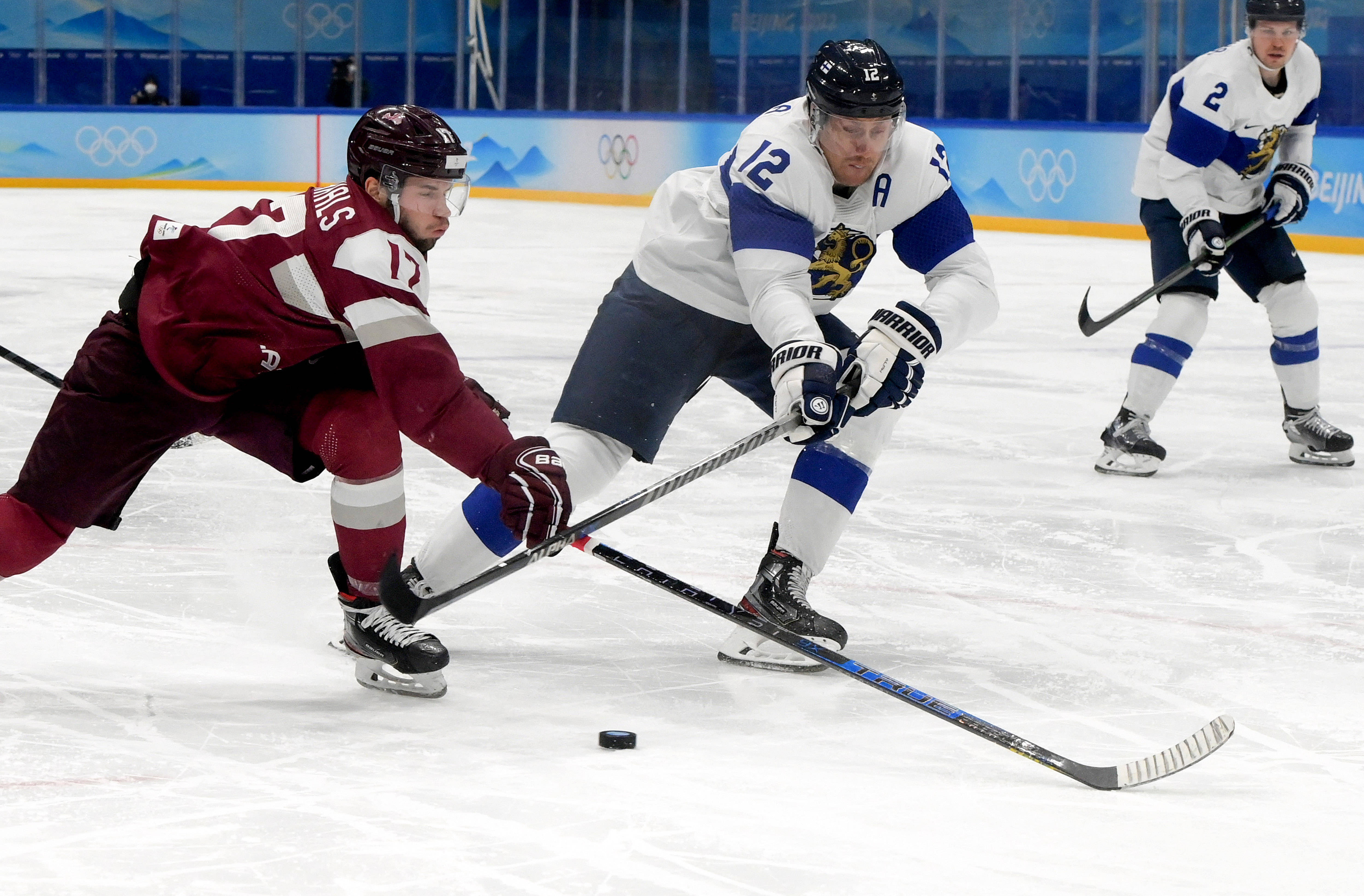 雷火电竞合作-包含芬兰队勇夺三分，小组出线前景一片光明的词条