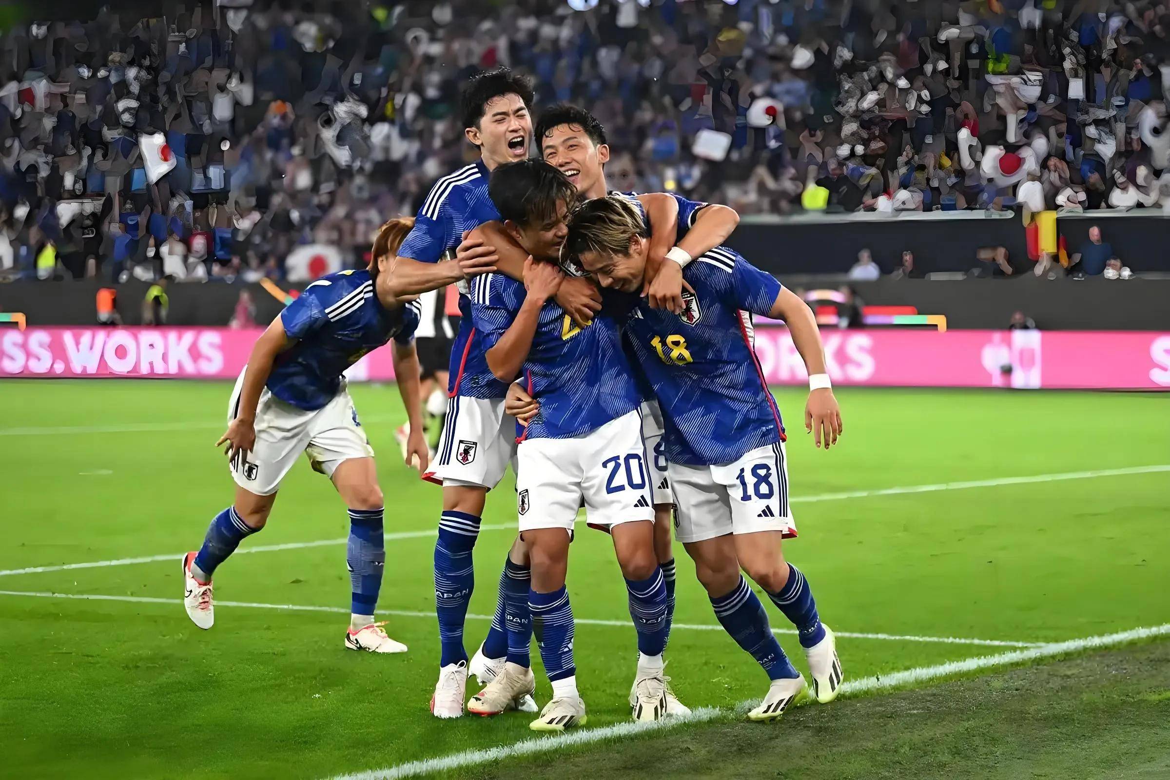 日本运动员打破世界纪录,获得冠军 日本运动员打破世界纪录,获得冠军