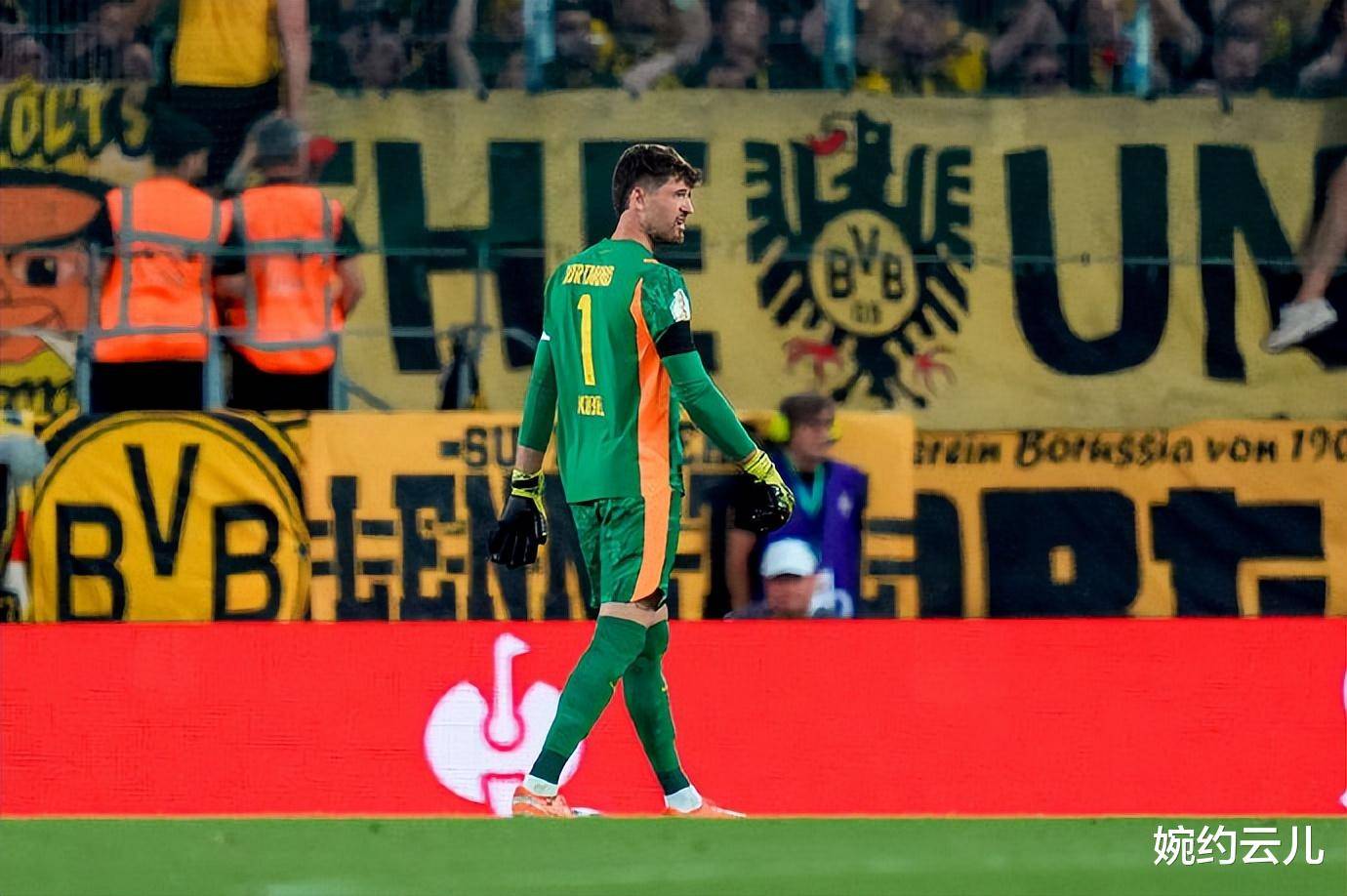 雷火电竞充值-防守大将受伤，多特蒙德堪忧