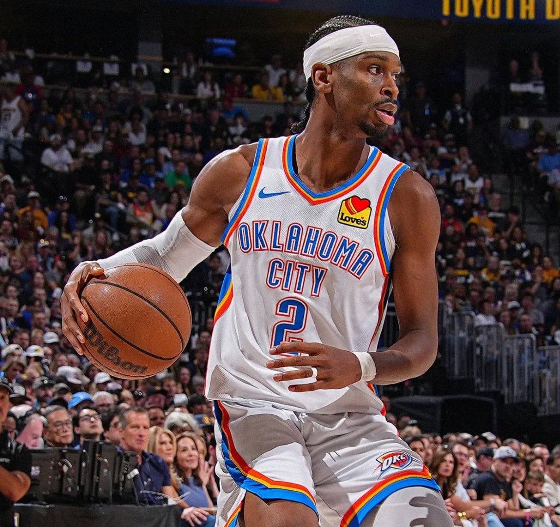 爵士逆转掘金，保持不败势头