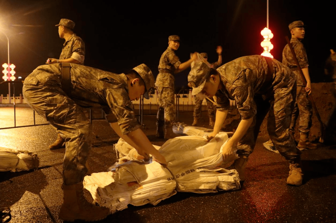 阿尔及利亚队为荣誉战斗，坚持到底不言败的简单介绍