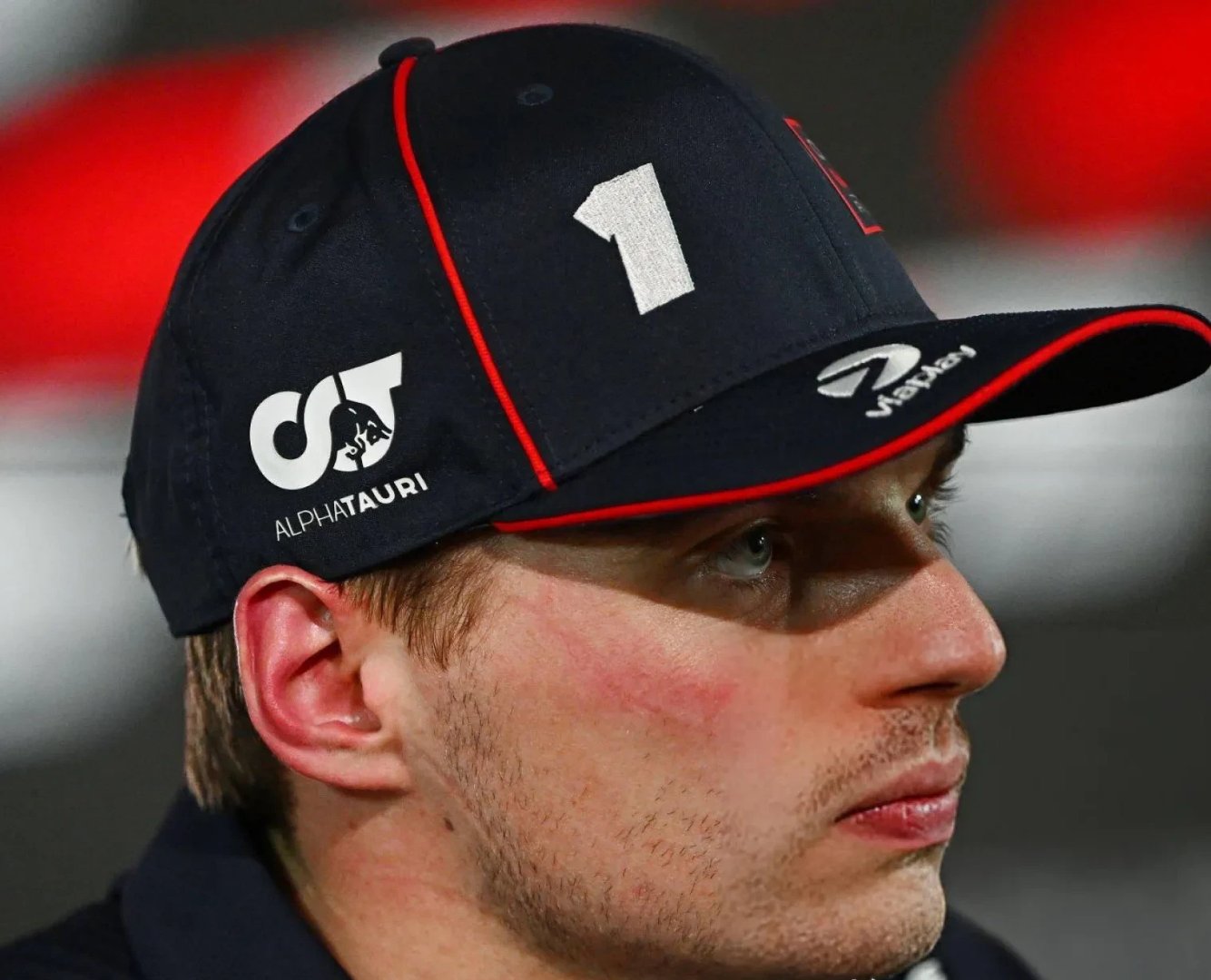 关于迈凯伦鏖战哈斯车队,维斯塔潘惊艳四座的信息 关于迈凯伦鏖战哈斯车队,维斯塔潘惊艳四座的信息