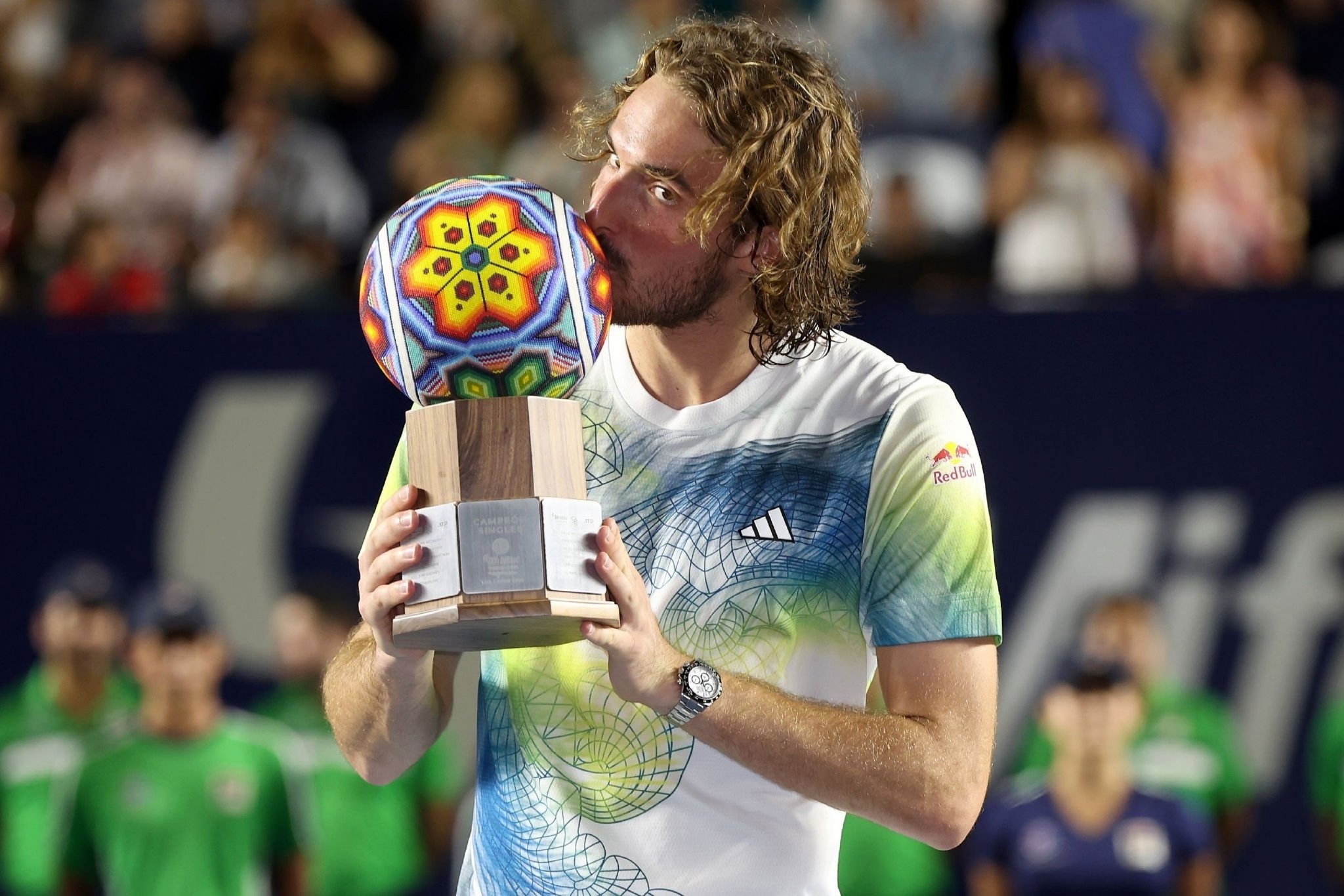 雷火电竞简介-年终总决赛碾压戴维斯杯，西西帕斯状态火热