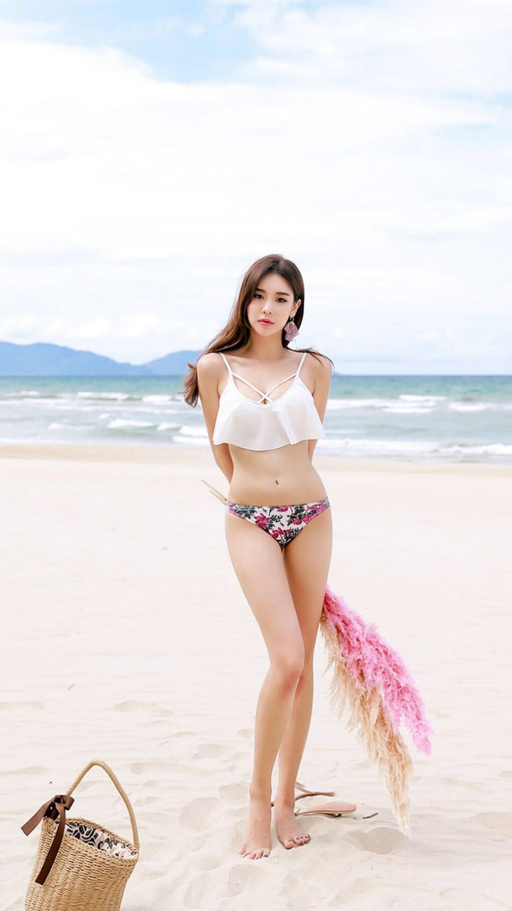 雷火电竞-历史的缝隙，当坏孩子的阴影掠过，爱德华兹正凿开新时代的墙