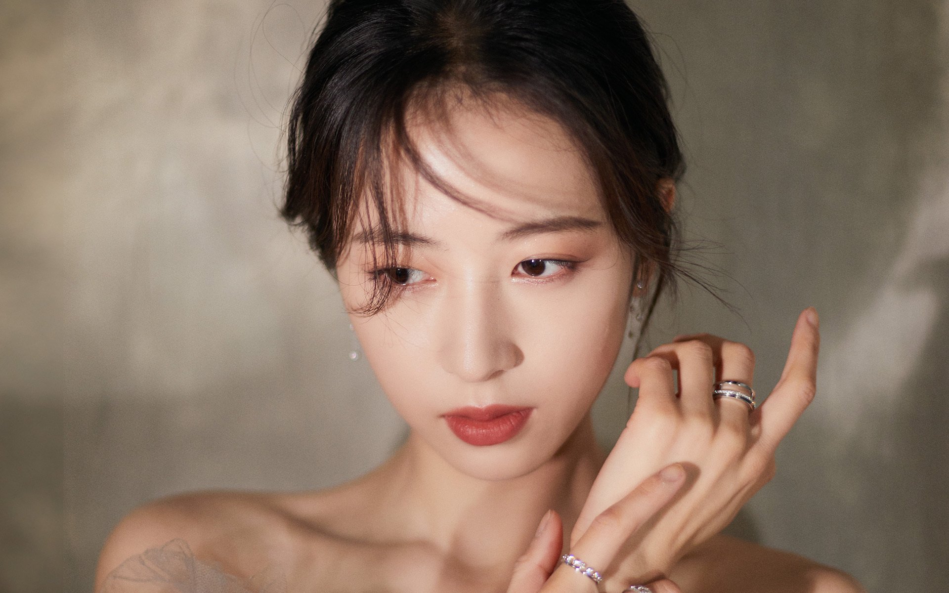 实力是唯一的通行证，姆巴佩的启示与东瀛足球的警醒