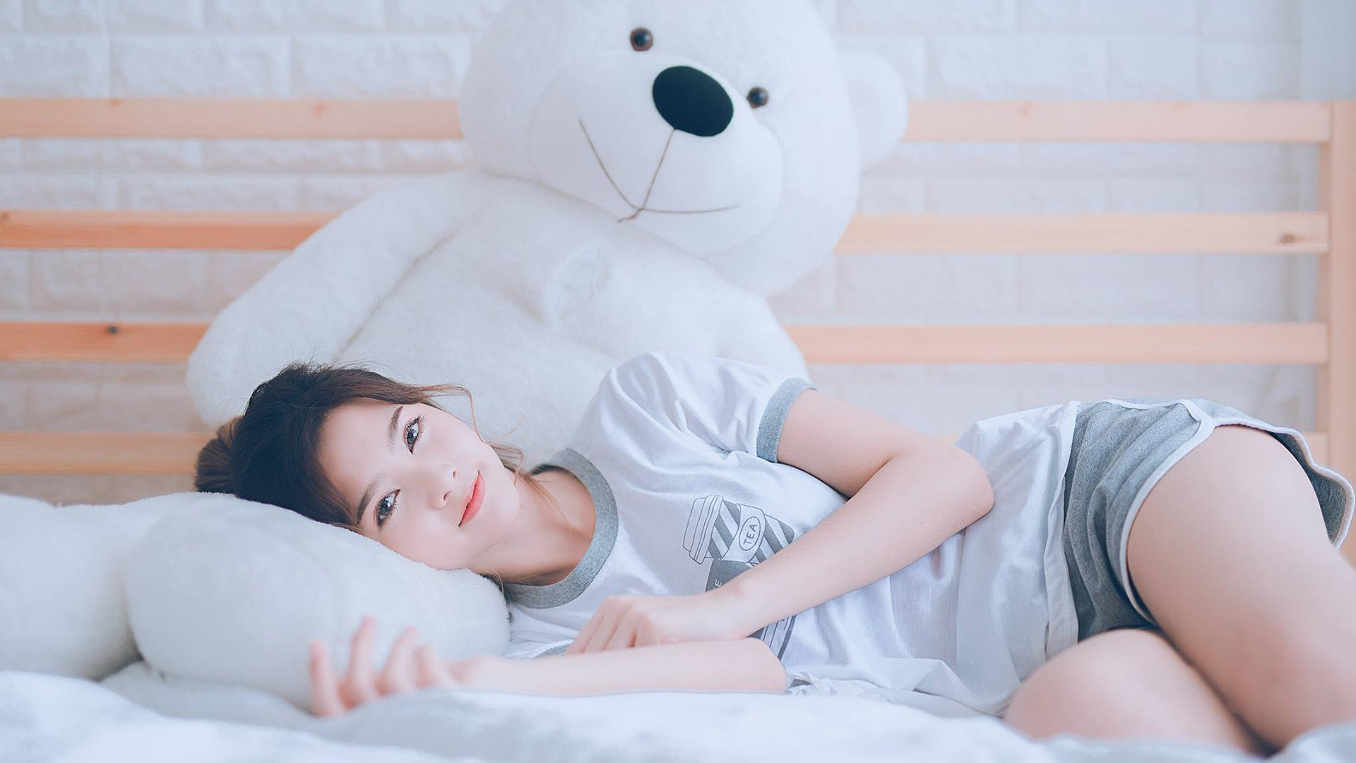 雷火电竞网址-同一天，两个舞台，一位英雄，武切维奇以世界级演出定义篮球新篇章